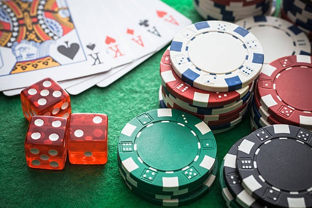 Dream Number game interface showing number selection and draw schedule